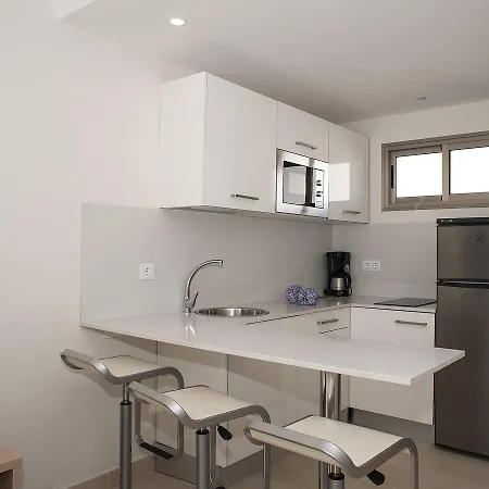Διαμέρισμα Servatur Eden & Buganvillas *